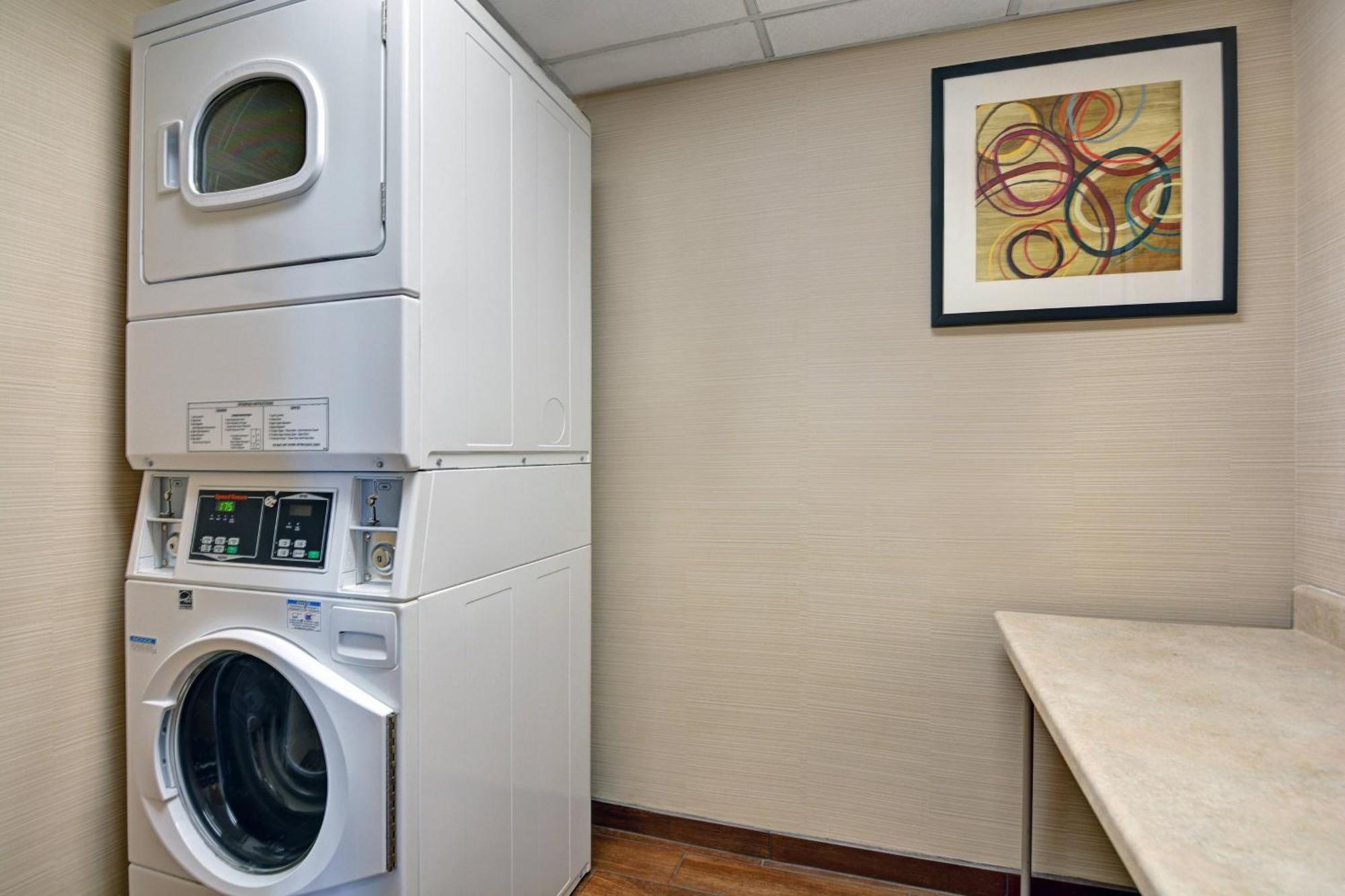 Fairfield By Marriott Inn & Suites Wallingford New Haven Buitenkant foto